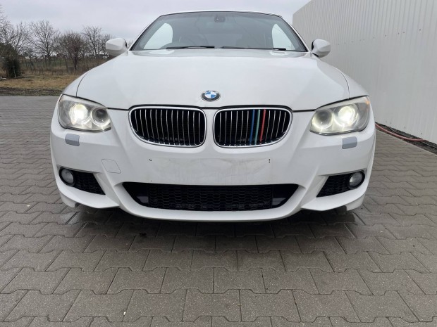 BMW e93 cabrio 320d Facelift alkatrész alkatrészek bontás