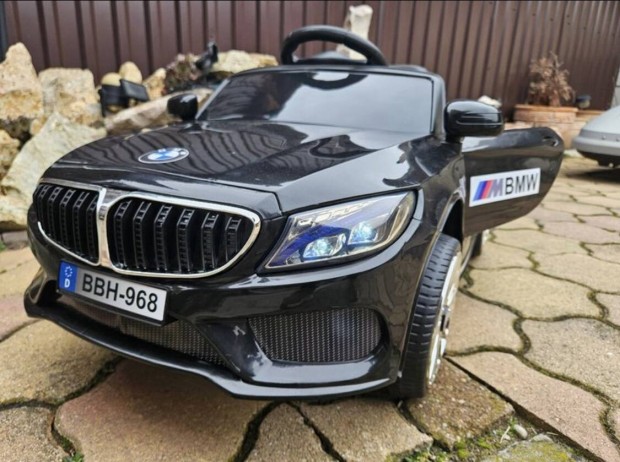 BMW elektromos akkumltoros gyerekaut