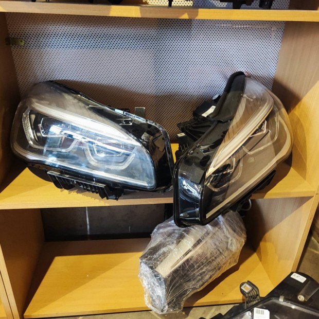 BMW f45 f46 lci 2-es active tourer  balos jobbos fnyszr lmpa 