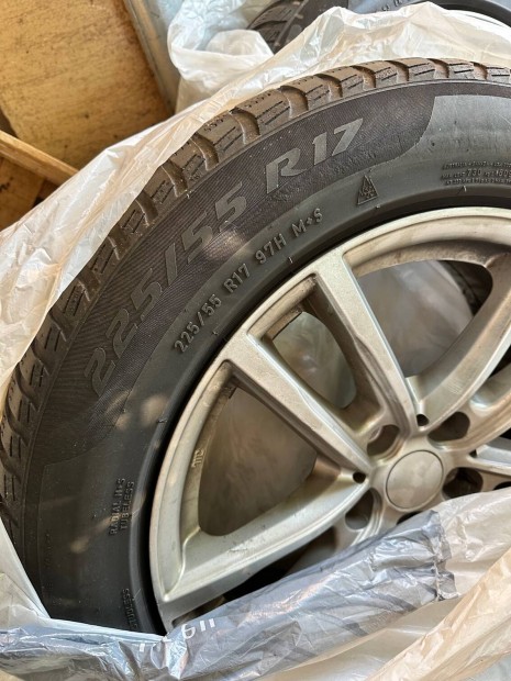 BMW felni + tli gumi 225/55 R 17