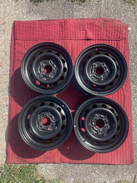 BMW gyri alufelni 5x120 15" E36 E46