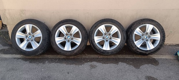 BMW gyári felni gumival