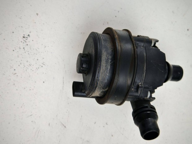 BMW i3 Electric v�zpumpa (haszn�lt) 64116834917