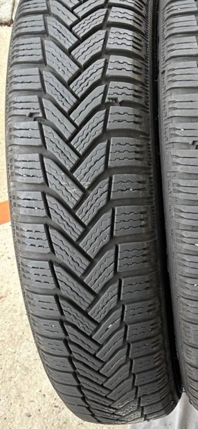BMW i3 Michelin Alpin 155/70 R19 tli gumi Dot:3723 Pizza alufelni 