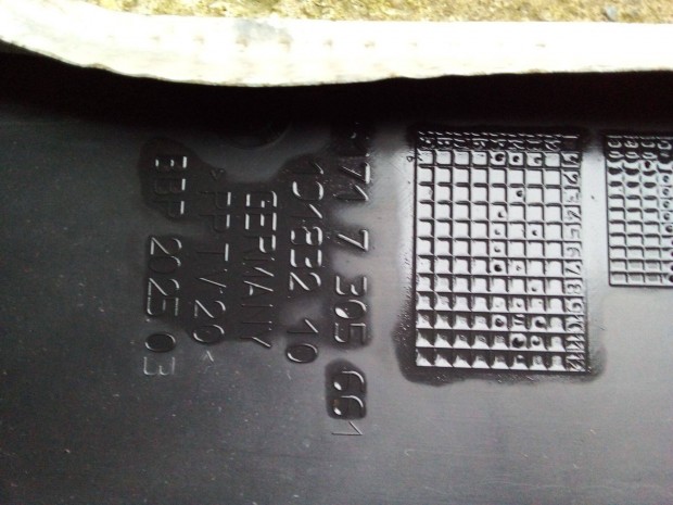 BMW i3-as h�ts� motort�r �rny�kol�s