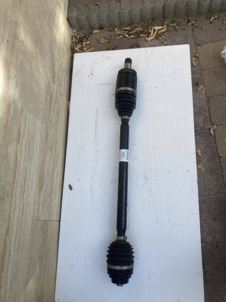 BMW i3 jobb oldali fltengely (7641212)