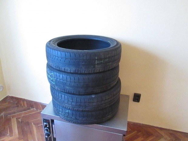 BMW i3 ny�ri gumiabroncsok