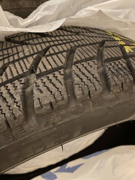 BMW i3 t�li gumi, h�ts�