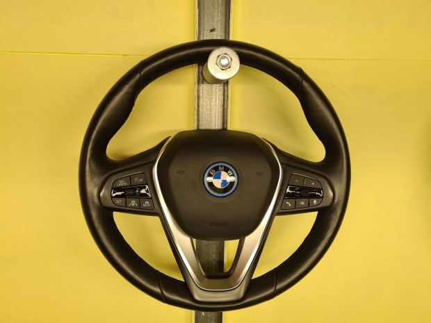 BMW i4 gyri kormny hibtlan br multikormny