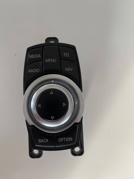 BMW idrive t�k�letesen m�k�dik