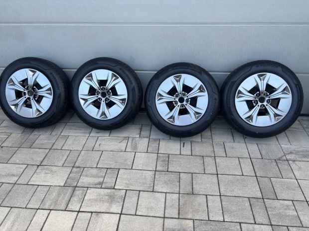BMW ix1 gyári alufelni szett 205/65 R17 Hankook - Új!
