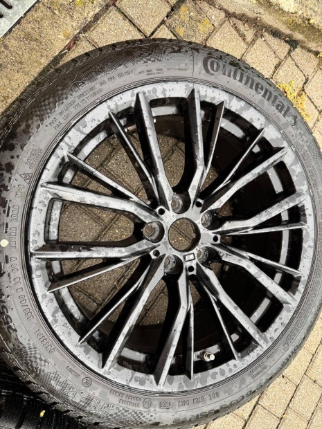 BMW kerekszett téli gumival eladó