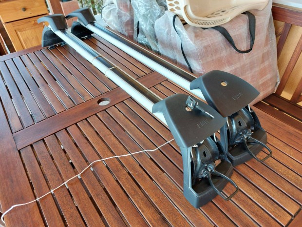 BMW kereszttart� z�rral 530 szed�nhoz F 10 t�pus