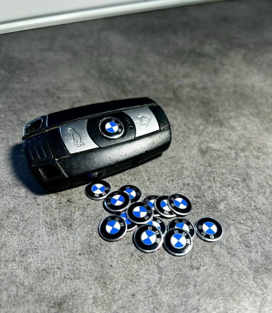 BMW kulcs emblma j
