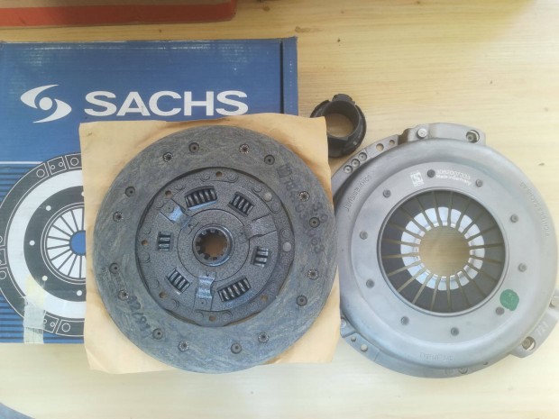 BMW kuplung k�szlet E23 E24 E28 E12 E9 E3 3000034008 Sachs