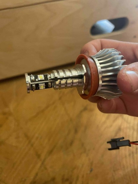 BMW led fnyszr 