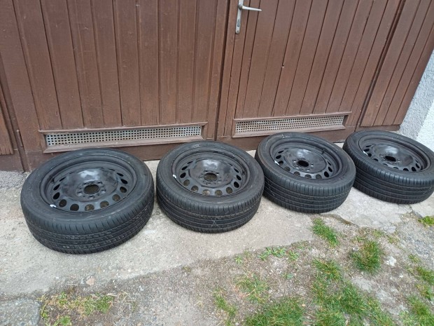 BMW lemezfelni garnit�ra (7,5Jx17EH2 5x120) Firestone ny�ri gumikkal
