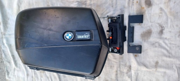 BMW motor oldaldoboz