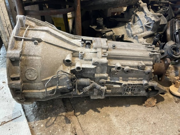 BMW n47 manuális 6 sebesseges valto 177 Lovas