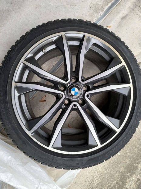 BMW orig tli kerk X1,X2/F48,F39 225/45R19 Pirelli Sottozero 4000km