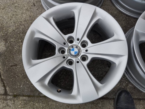 BMW style 117 gy�ri felni, 7.5x17, 5x120, 72.6, et14 mind