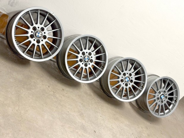 BMW style 32 - 17 ritka f�nyez�s� alufelni, gy�ny�r� �llapotban elad�