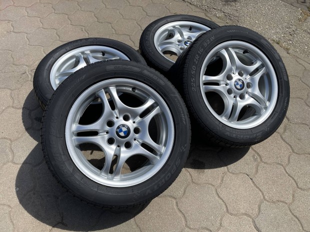BMW style 68 5x120 16" 225/50r16 Nyári gumival!