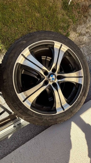 BMW teligumi felnivel 