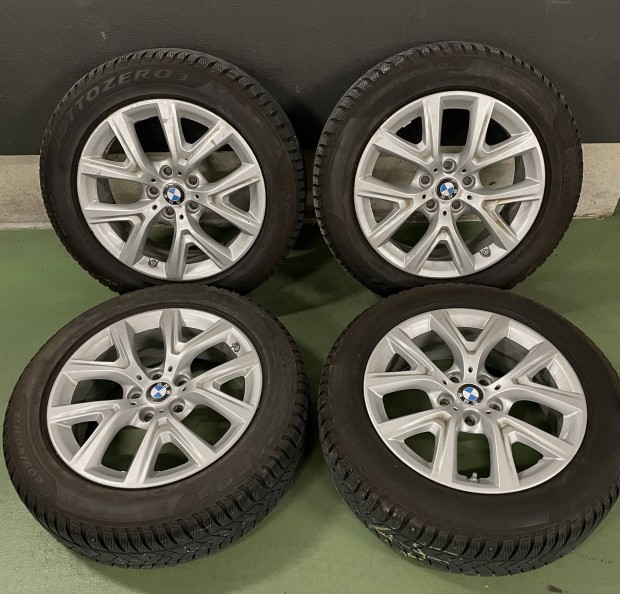 BMW téligumi szett 205/60 R17