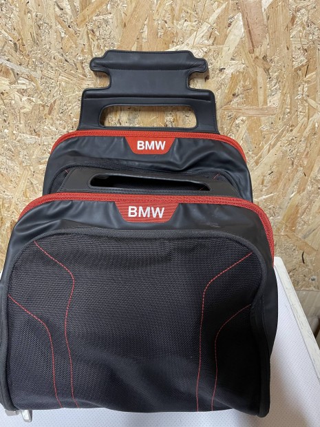 BMW vezet ls mg tska prban eladak 