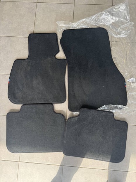 BMW x1 x2 f39 f48 gy�ri sz�vet sz�nyeg 