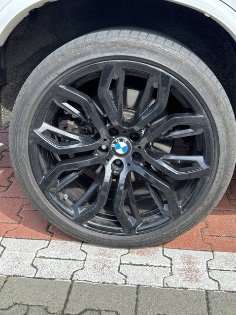 BMW x5 21" felni szett gumival