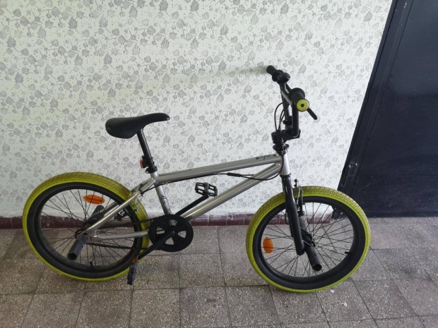 BMX (Dechatlonos) elad!