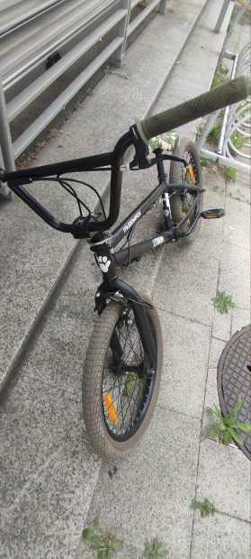 BMX bicikli 20"