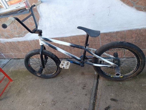 BMX bicikli 