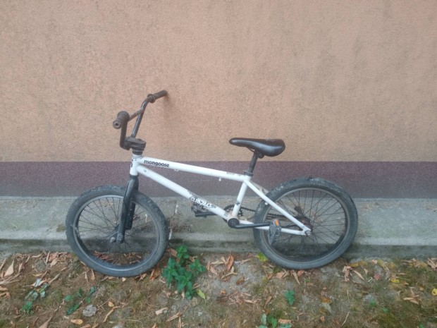 BMX bicikli megkmlt allapotban