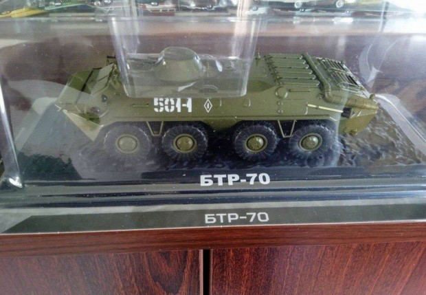 BTR 70 "Tanki dea" tank kisauto modell 1/43 Eladó