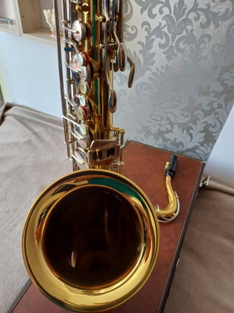 B&S- Stratos tenor saxofon