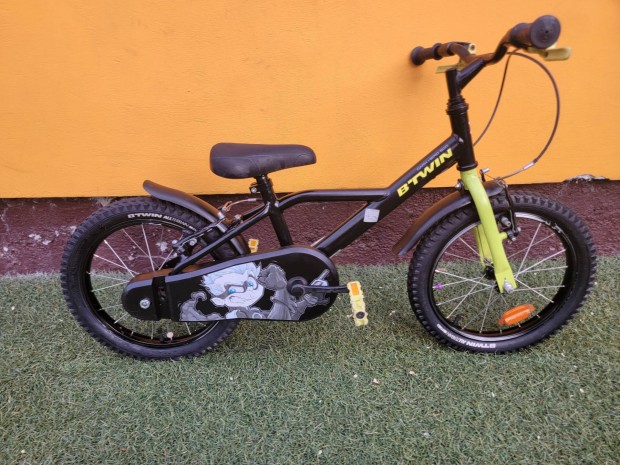 B'Twin btwin B Twin Decathlonos Dark Hero 500 16" gyerekbicikli elad