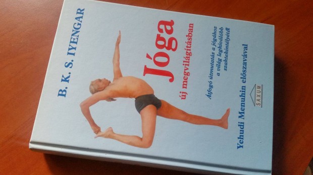 B. K. S. Iyengar: J�ga �j megvil�g�t�sban