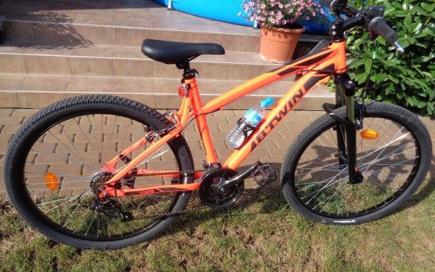 B-twin Rockrider mountain bike kerkpr