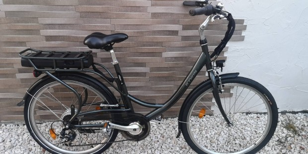 B-twin e bike 26-os elektromos kerkpr 