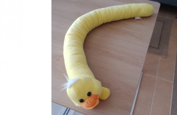 Baba kukac párna kiságy szélére 1 méter