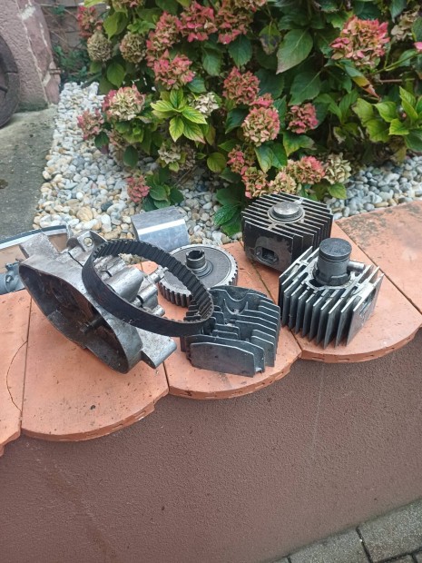 Babetta 210 alkatrsz.