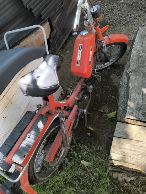 Babetta 210 alkatrszek 