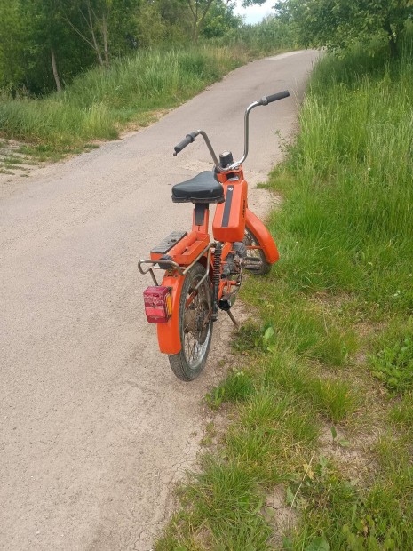 Babetta 210 hianyos elad 