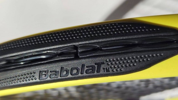 Babolat Pure Aero teniszt