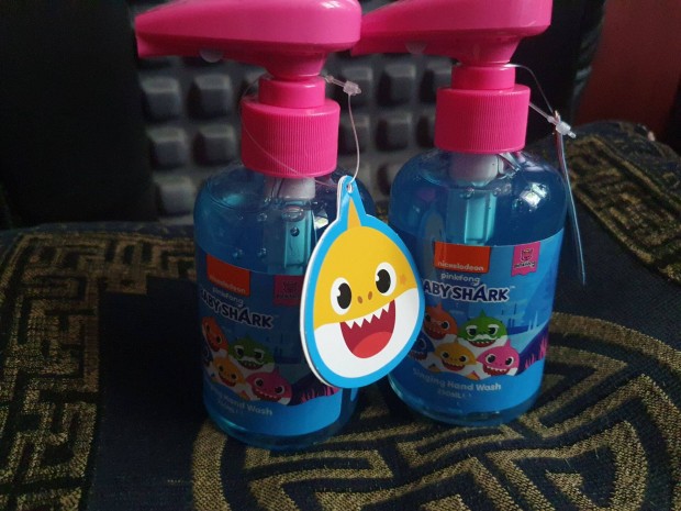 Baby shark - zenl doboz folykony szappan -2x250ml