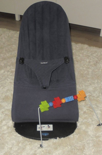 Babybjörn Baby Bouncer pihenőszék játékkal ingyen szállítással