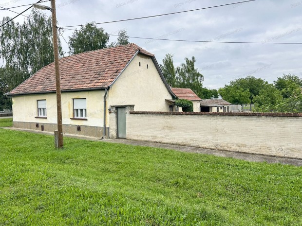 Bácsborsód, 108 nm-es családi ház eladó